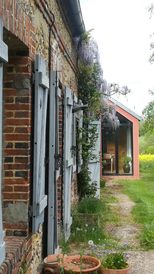 Au Bouton Dort Bed & Breakfast Sainte-Gauburge-Sainte-Colombe Exterior photo